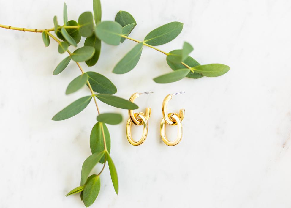 Oval Link Earrings | Gold