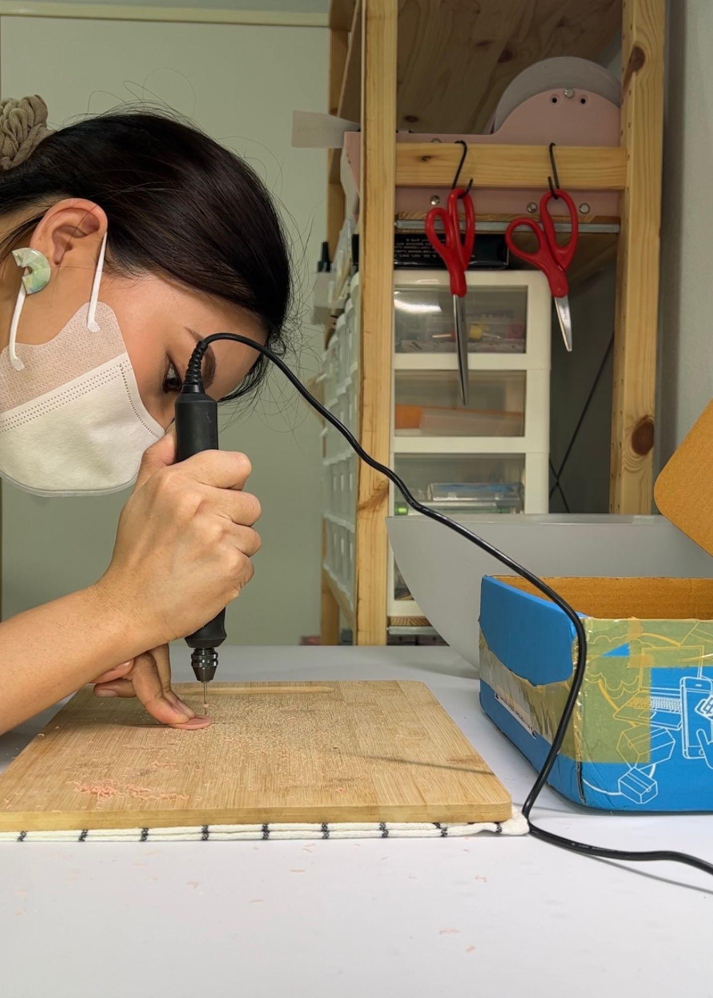 Apricot Crush Scallop Hoops