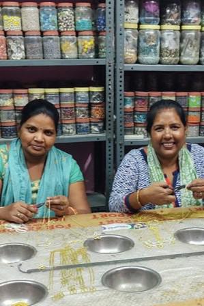 Hammered Oval Stud + Grey Tortoise Earrings - Mercy House Global