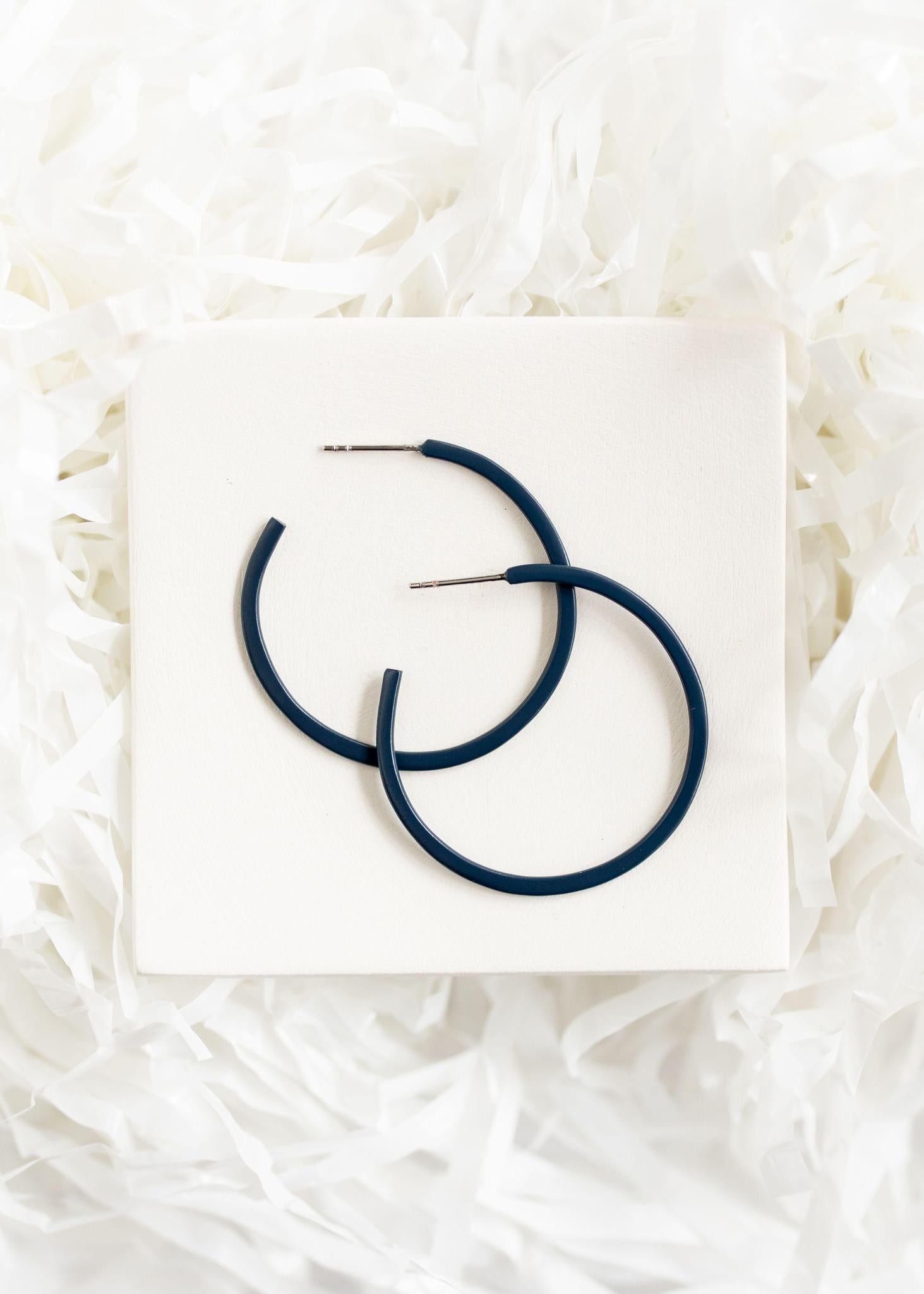 Navy | Medium Game Day Hoops