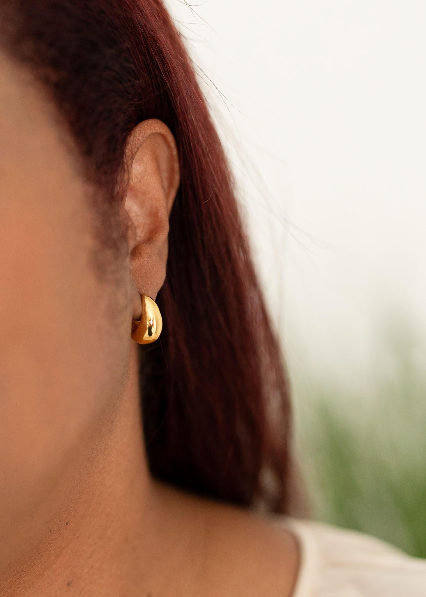 Teardrop Huggies | Silver or Gold