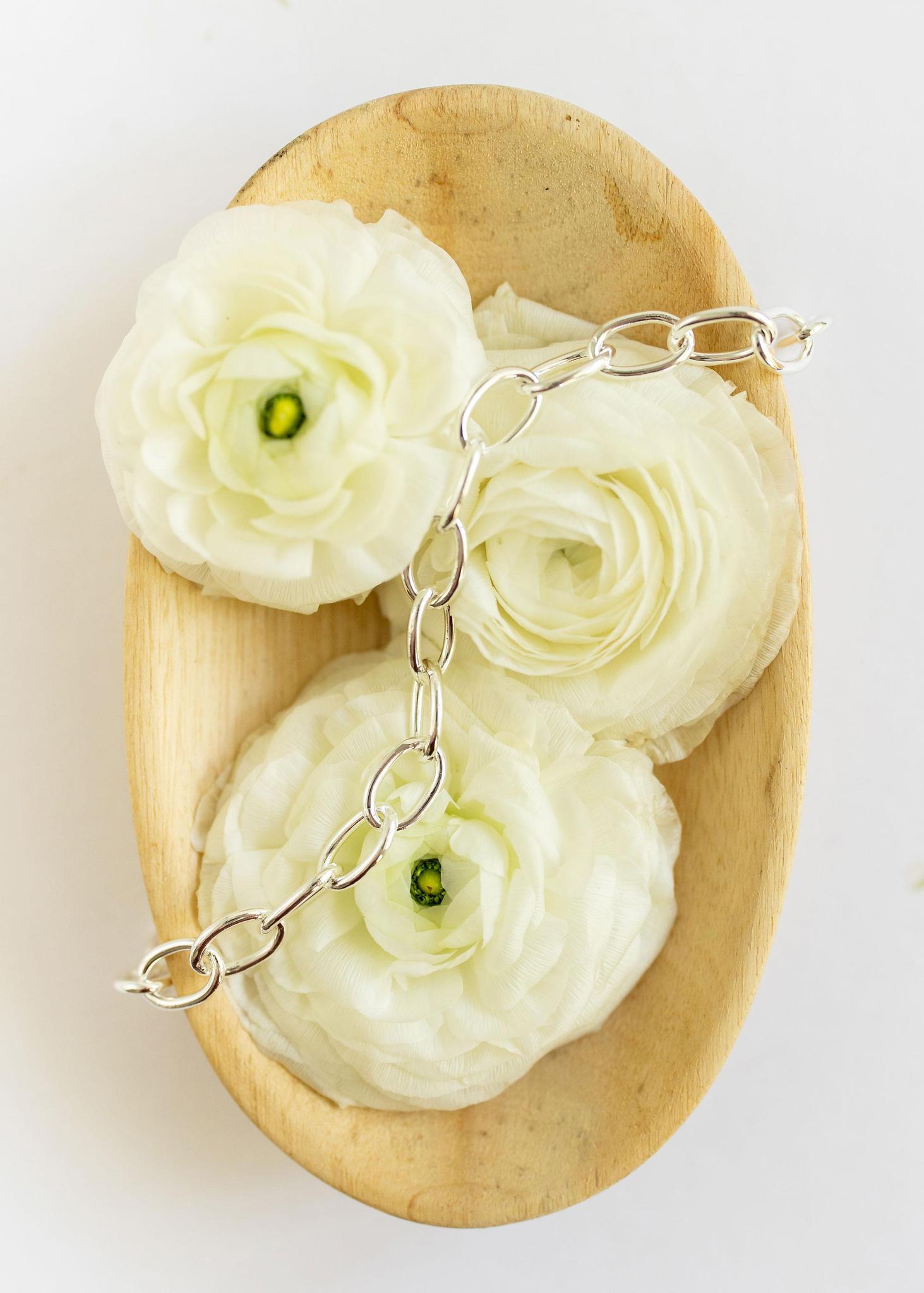 Oval Link Bracelet | Silver or Gold - Mercy House Global