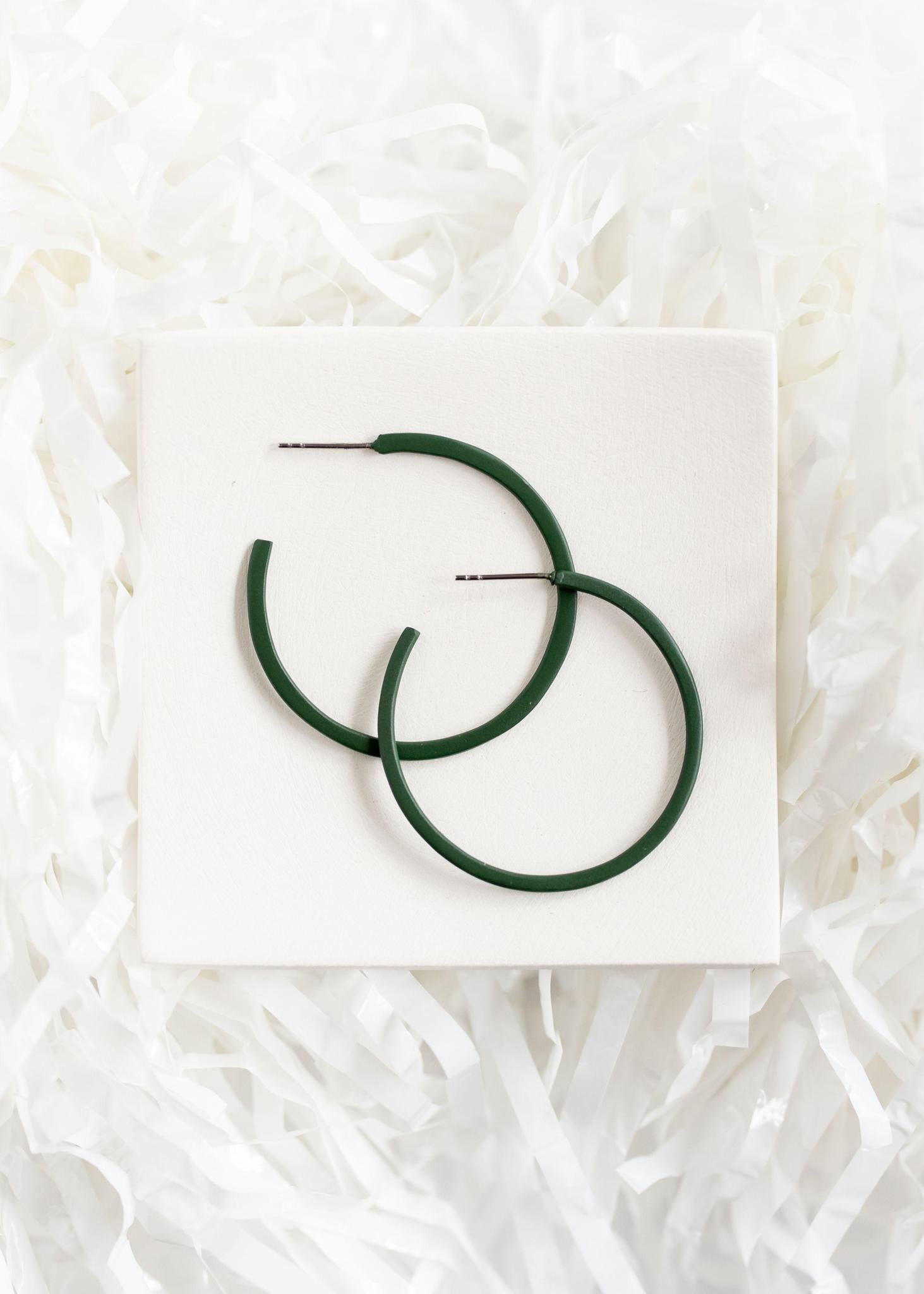 Green | Medium Game Day Hoops