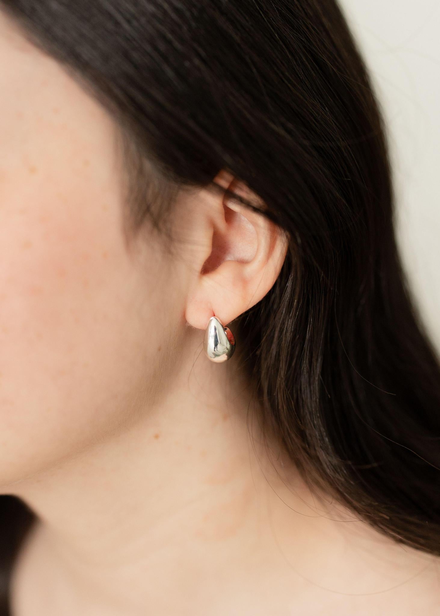 Teardrop Huggies | Silver or Gold
