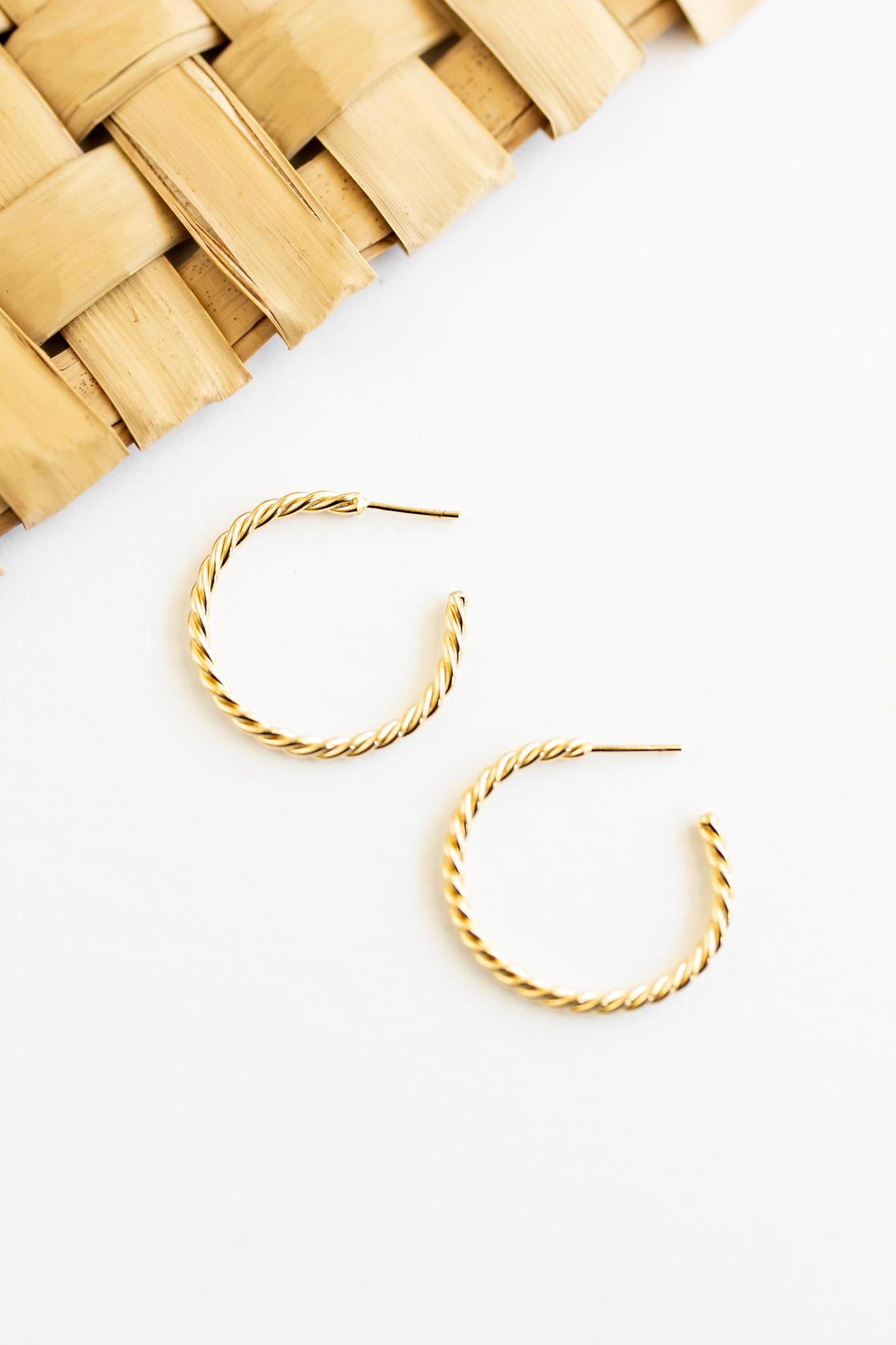 Medium Twisted Hoop Earrings | Gold