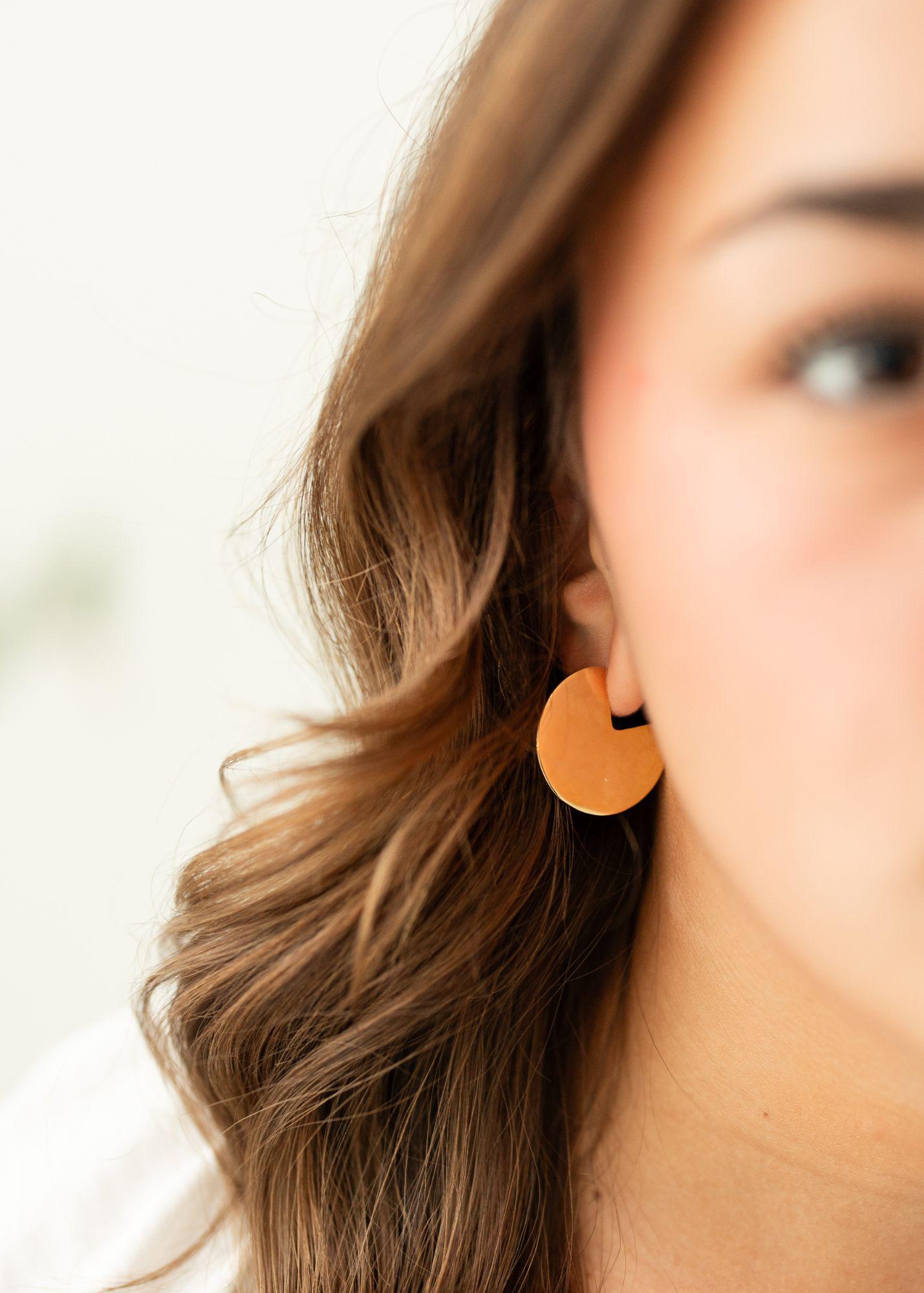Gold Modern Disc Earrings - Mercy House Global