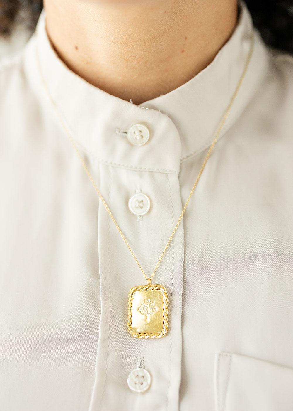 Full Bloom | Gold Rectangle Pendant Necklace