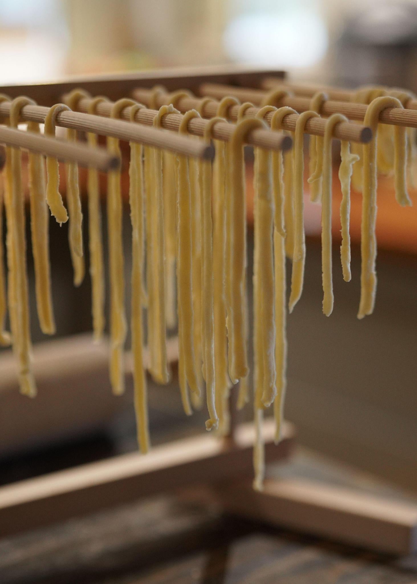 Collapsable Pasta Drying Rack