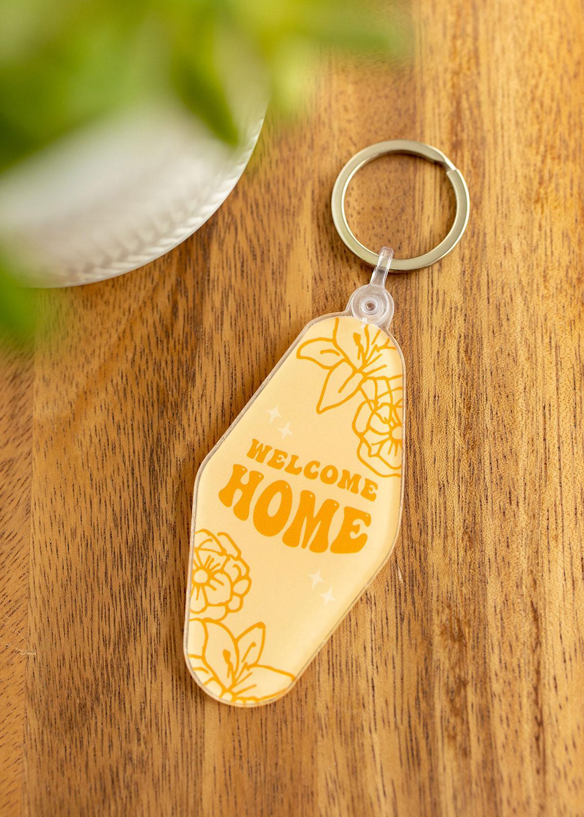 Welcome Home | Retro Hotel Keychain