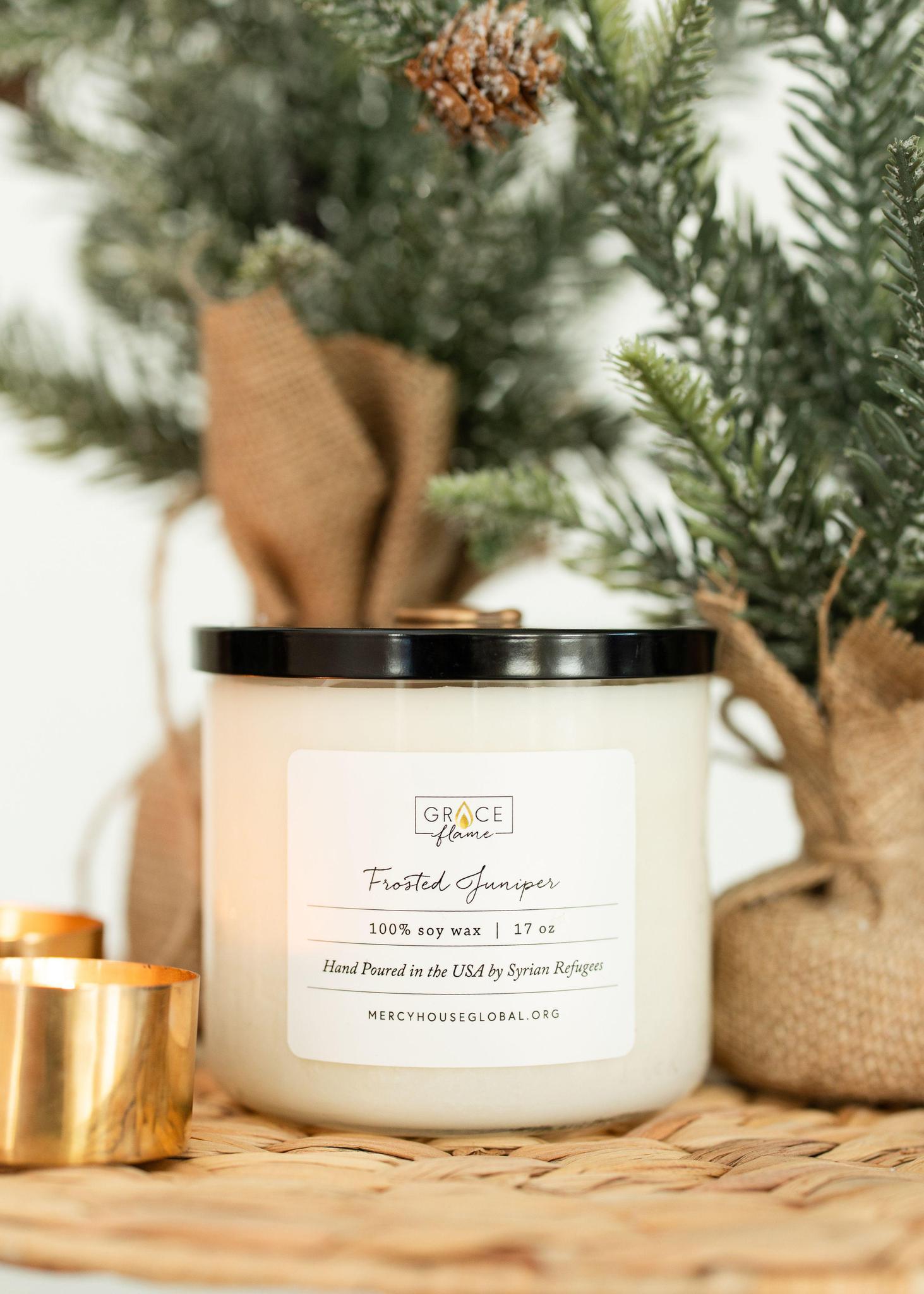 Frosted Juniper Candle | 17 oz. Grace Flame