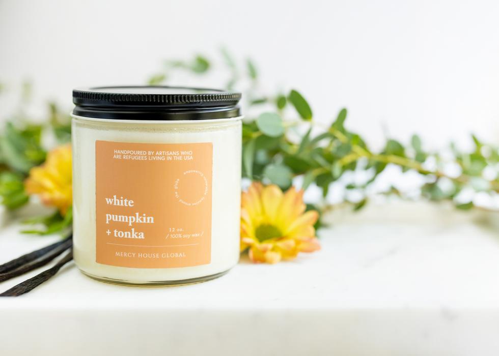 White Pumpkin + Tonka Candle | 12 oz Glass Jar