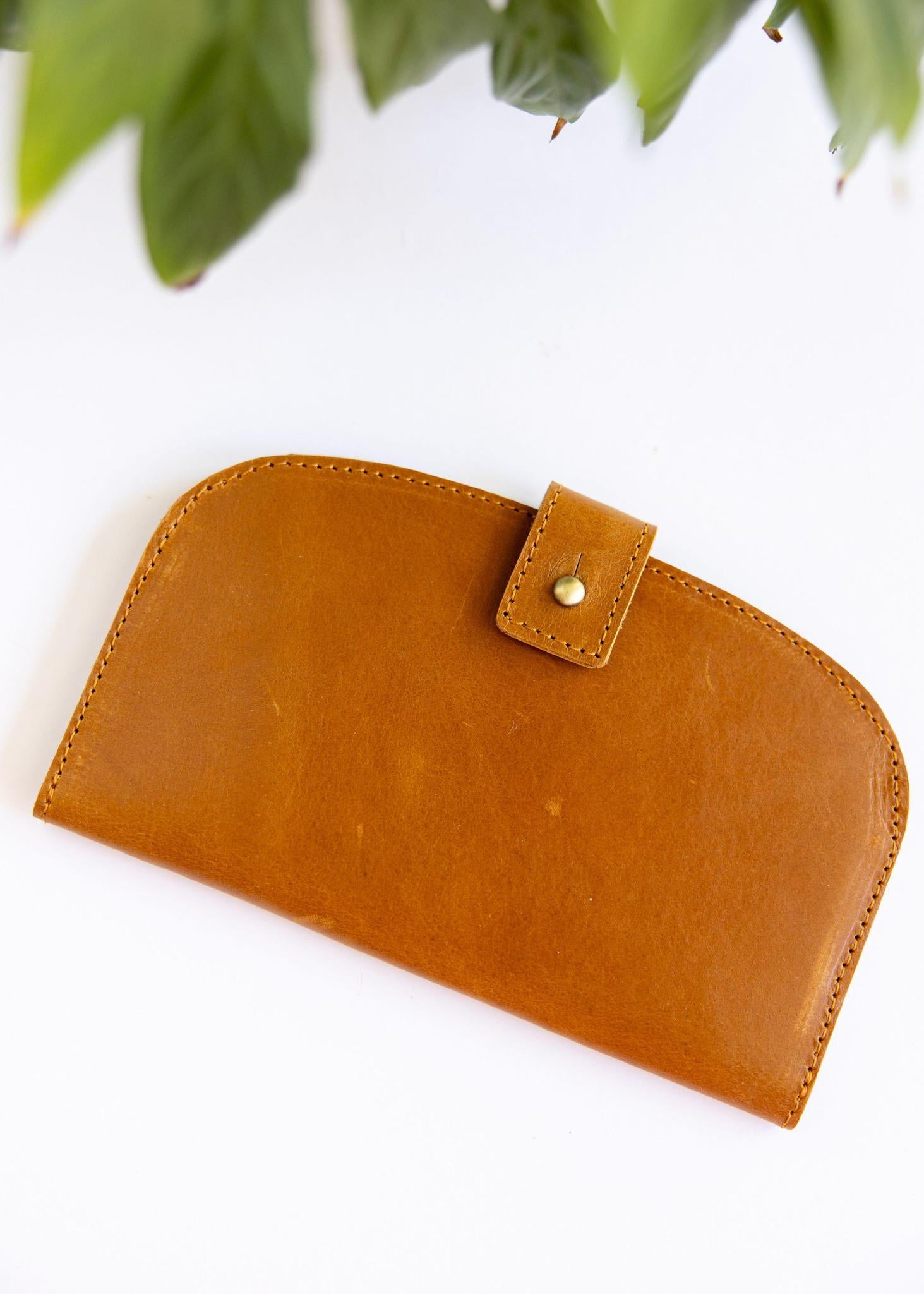 Curved Leather Wallet