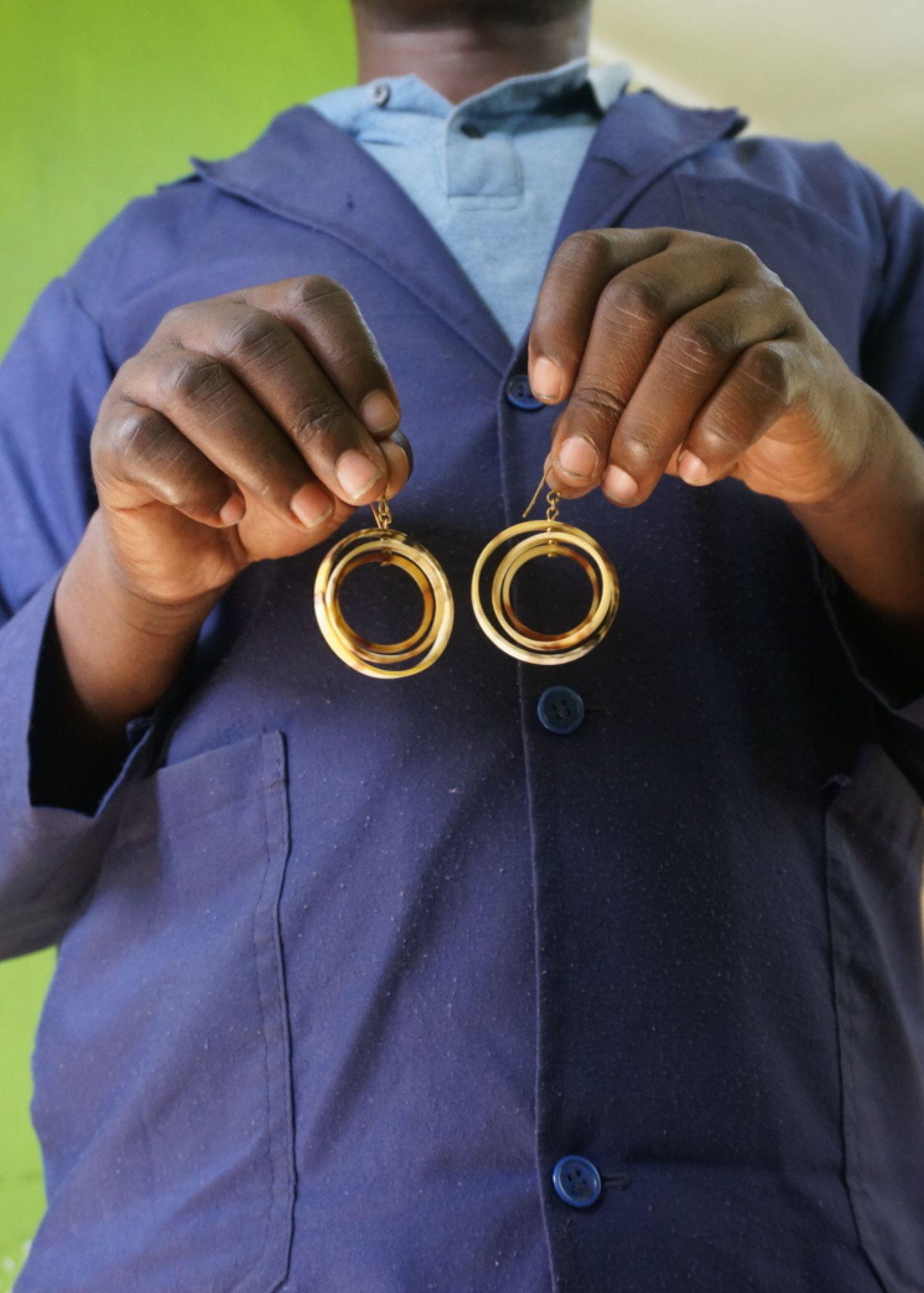 Brass + Horn 3-Circle Hoops