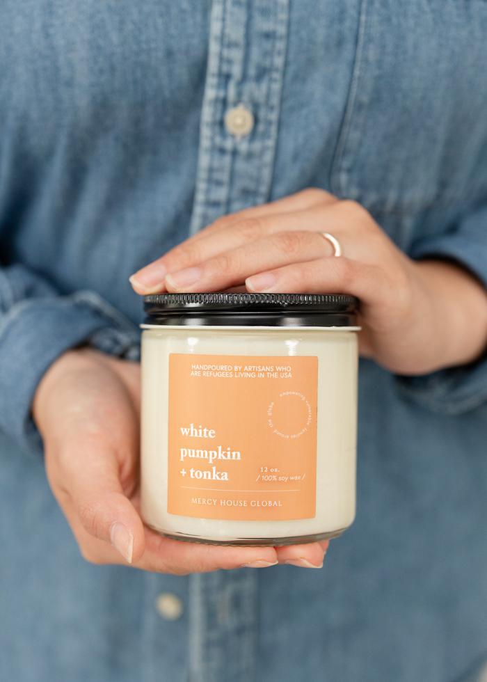 White Pumpkin + Tonka Candle | 12 oz Glass Jar